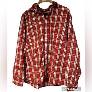 The North‎ Face Button Down Outdoors Hiking Shirt. Men’s Large. Red Plaid.